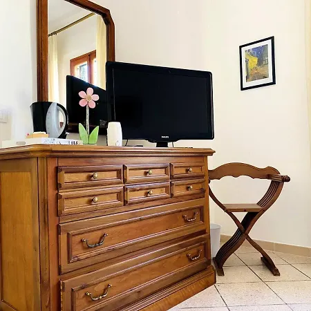 La Casa Di Dorina E Vincenzo 펜션 Gabbro